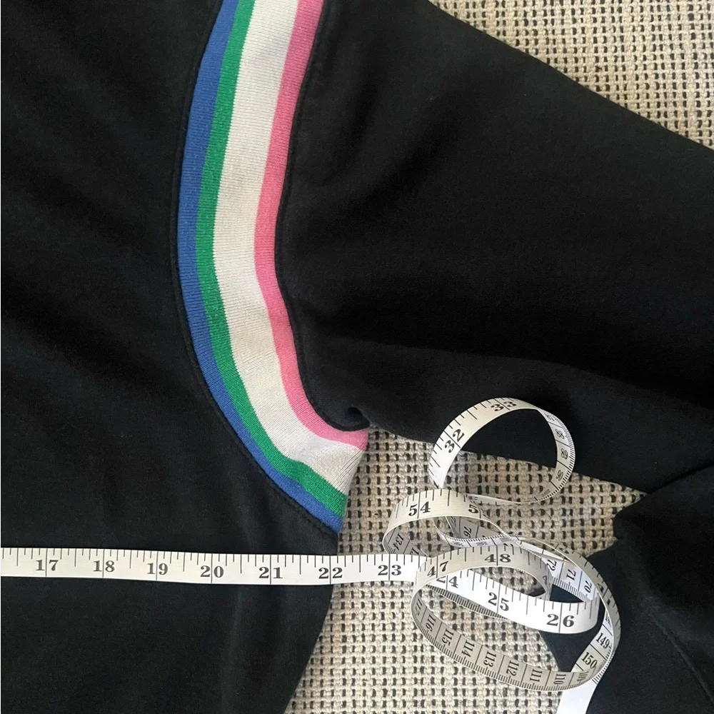 Nike Women’s Black Hoodie Cropped Pullover Logo Sweatshirt Small